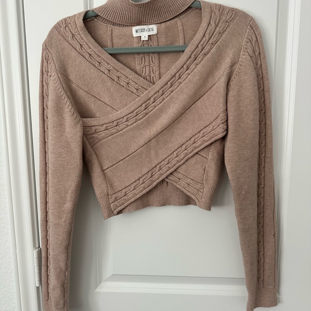 Whiteroom + cactus Women's Cropped Crossover Sweater